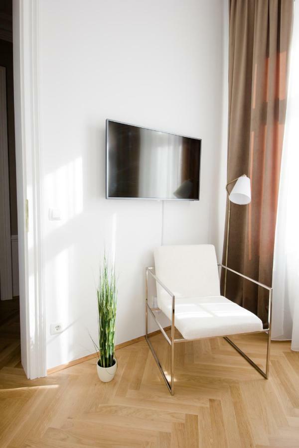 Apartment Urania - Mai's Wien